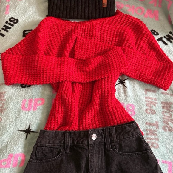 BONGO Red Cowl Neck Sweater - Picture 1 of 2